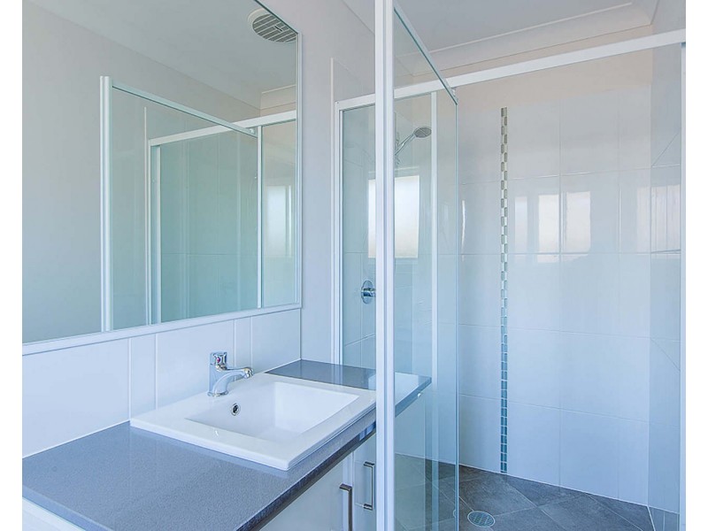 8 Dysart Drive, Holmview QLD 4207