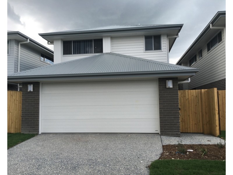 11 Hillsborough Place, Pimpama QLD 4209