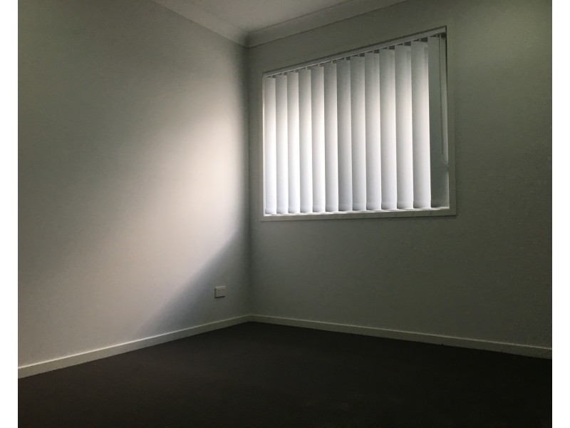 11 Hillsborough Place, Pimpama QLD 4209