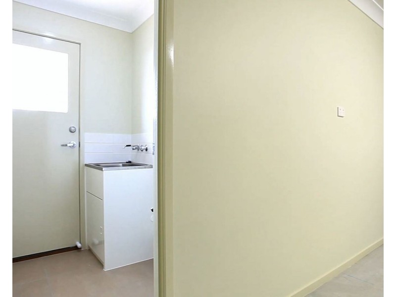 4 Sapphire Place, Pimpama QLD 4209