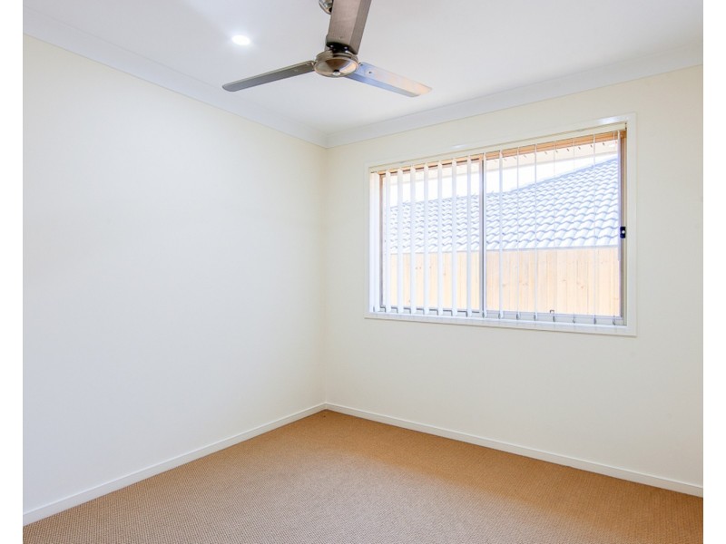 14 Hazel Street, Pimpama QLD 4209