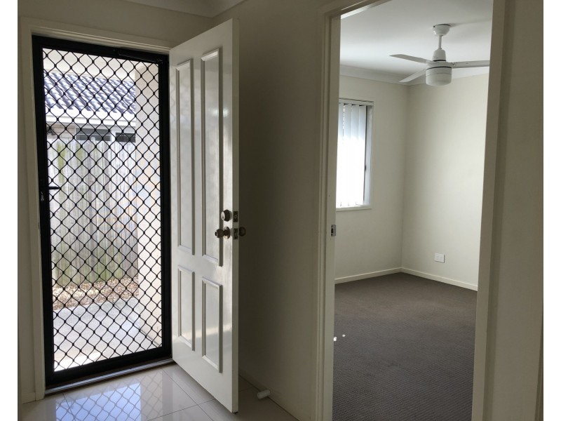 86B South Quarter Drive, Loganlea QLD 4131