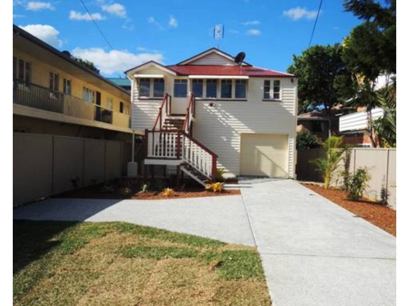 3 Little Norman Street, Southport QLD 4215