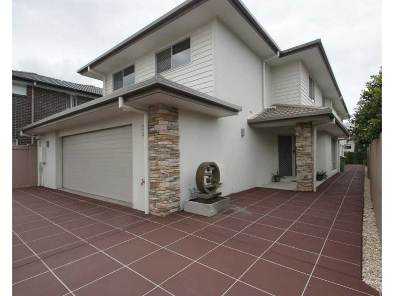 5 Harbour Rise, Hope Island QLD 4212