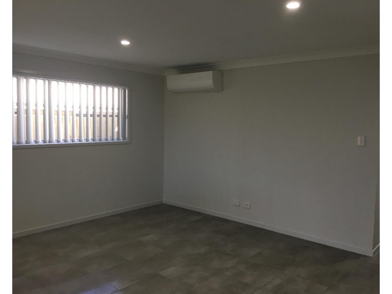 18 Bishampton Circuit, Logan Reserve QLD 4133