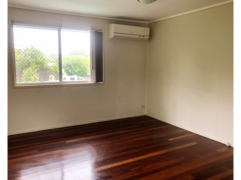 2 Eridani Street, Kingston QLD 4114