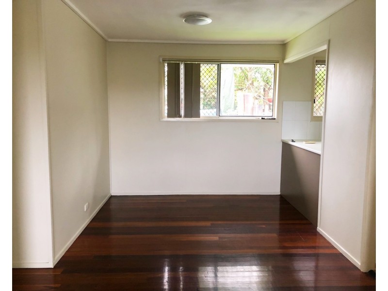2 Eridani Street, Kingston QLD 4114