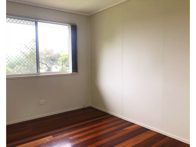 2 Eridani Street, Kingston QLD 4114