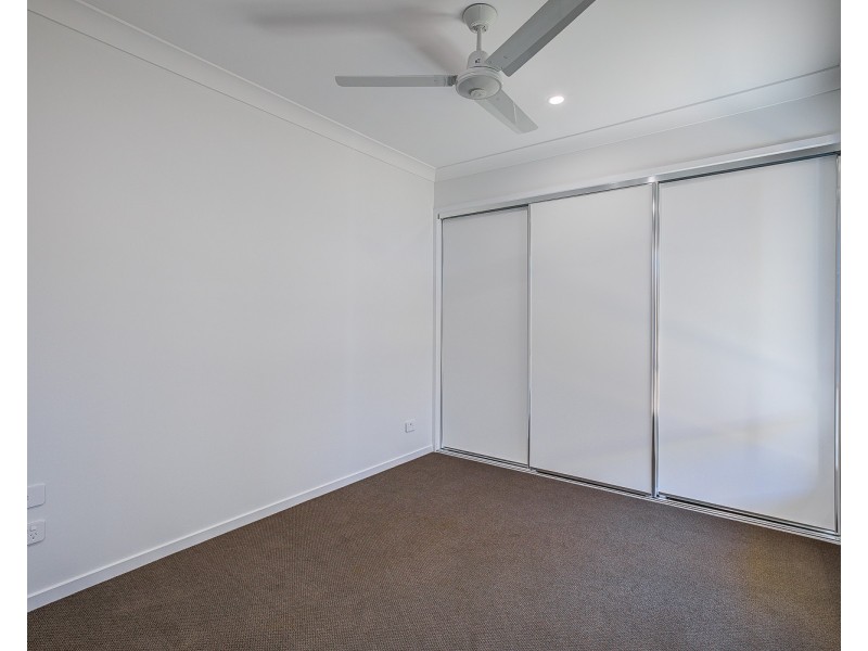 B/7 Stinson Way, Logan Reserve QLD 4133