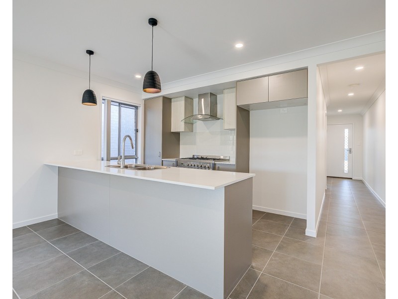 6 Berzins Court, Bahrs Scrub QLD 4207