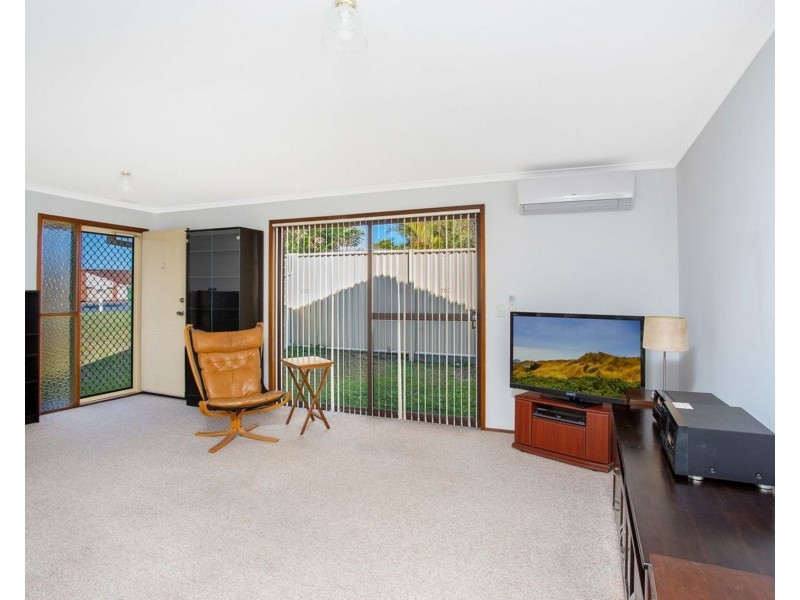 2/19 Gumbeel Court, Highland Park QLD 4211