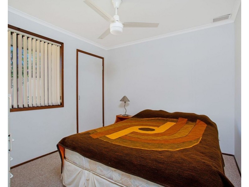 2/19 Gumbeel Court, Highland Park QLD 4211