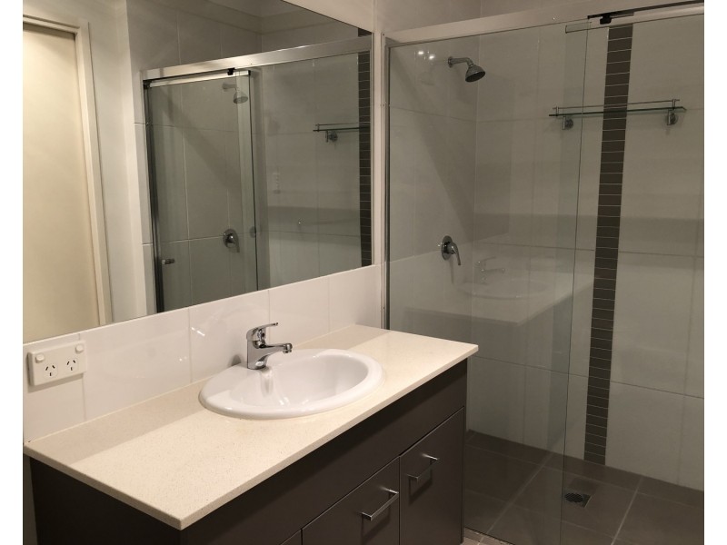 1/17 Lenton Street, Coomera QLD 4209