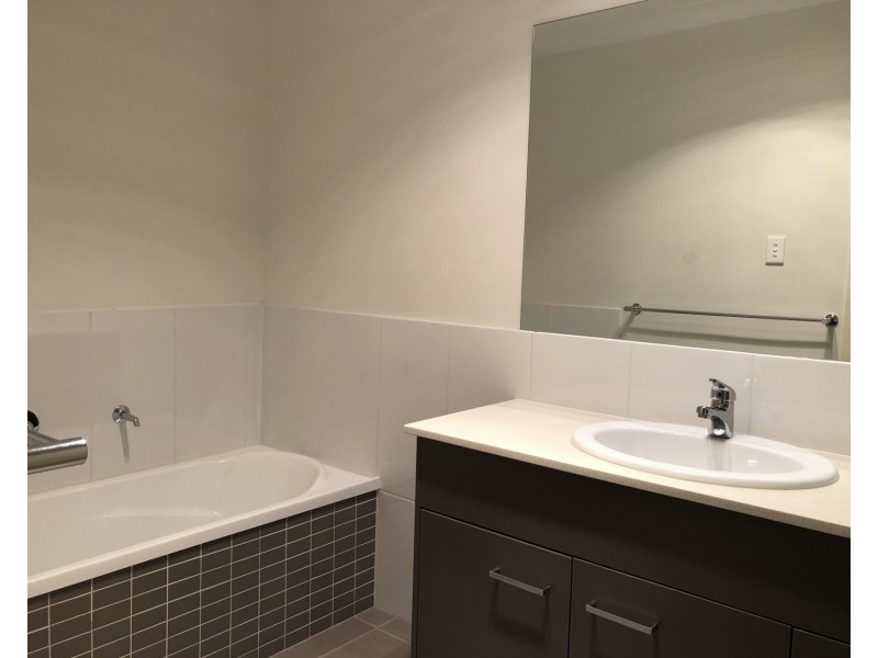 1/17 Lenton Street, Coomera QLD 4209