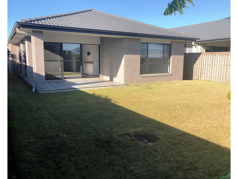 18 Mebbin Street, Pimpama QLD 4209