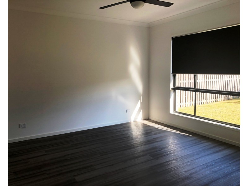 18 Mebbin Street, Pimpama QLD 4209