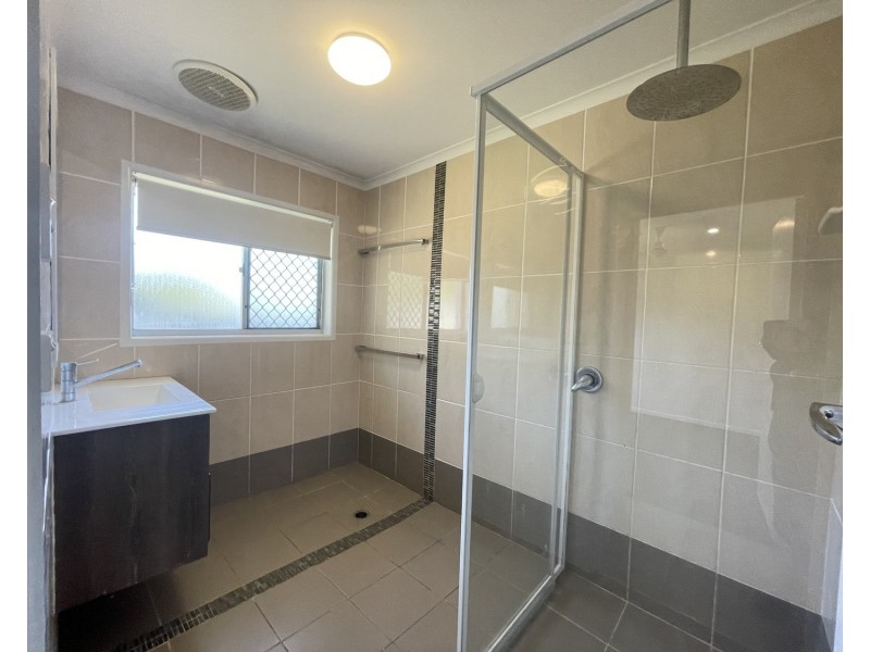 3a/5 Richards Street, Loganlea QLD 4131