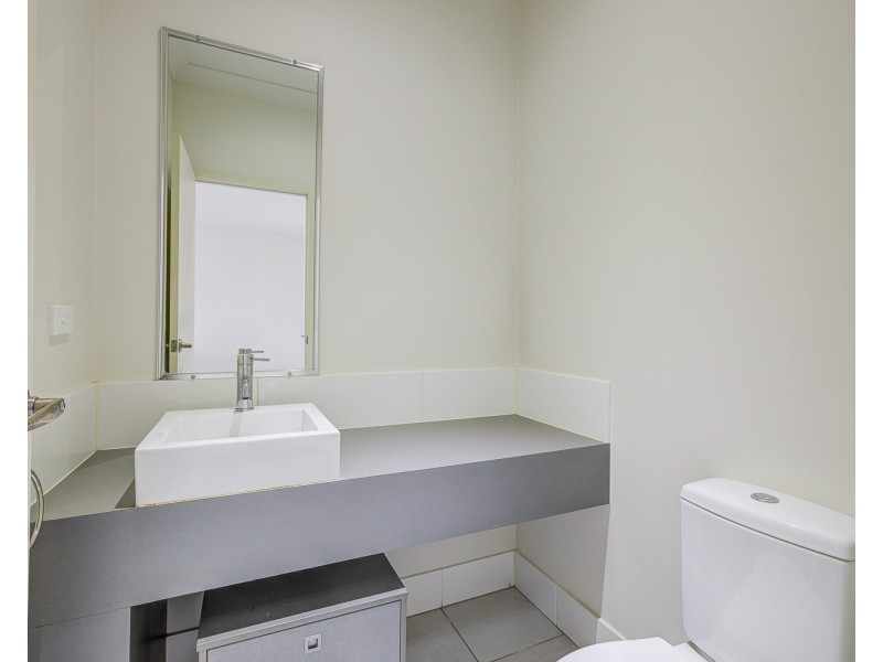 15 The Landings Street, Upper Coomera QLD 4209