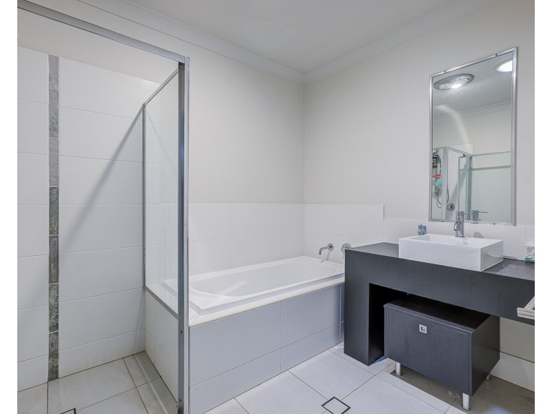 15 The Landings Street, Upper Coomera QLD 4209