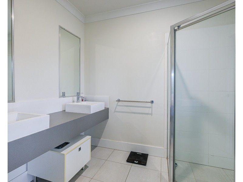 15 The Landings Street, Upper Coomera QLD 4209