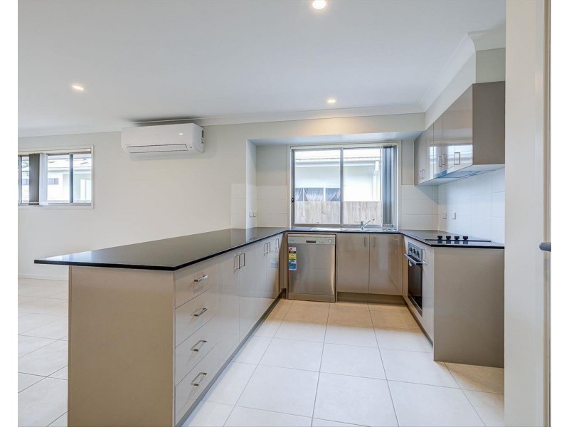 32 Scott Young Drive, Coomera QLD 4209