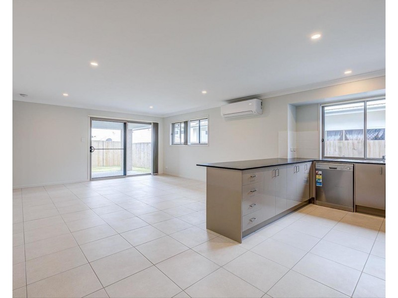 32 Scott Young Drive, Coomera QLD 4209