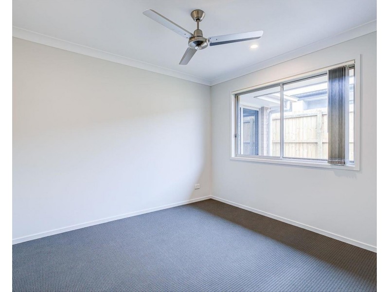 32 Scott Young Drive, Coomera QLD 4209