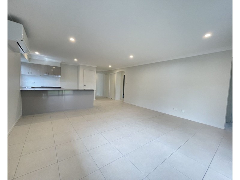 32 Scott Young Drive, Coomera QLD 4209