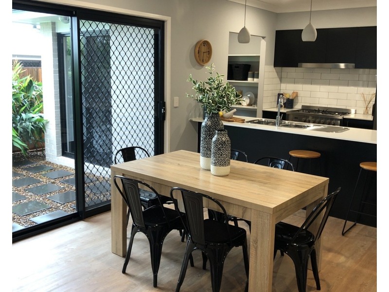7 Livingstone Street, Logan Reserve QLD 4133