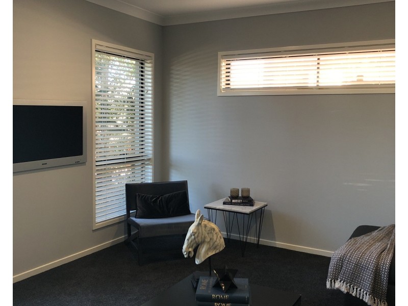 7 Livingstone Street, Logan Reserve QLD 4133