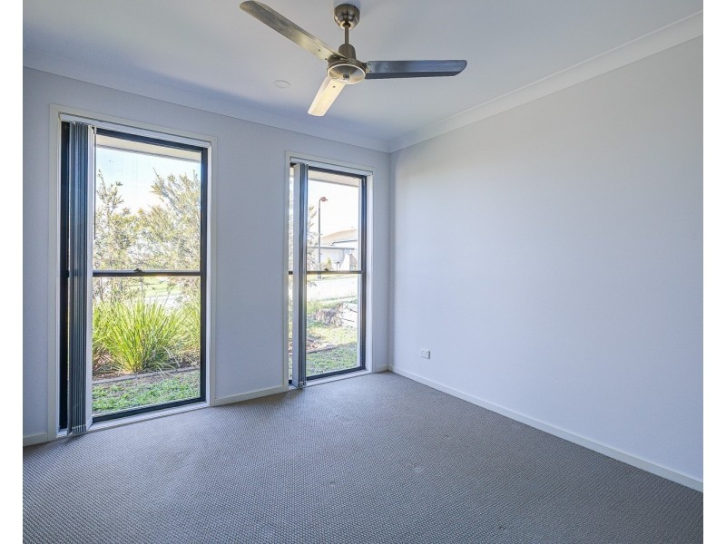 19 Greenwich Avenue, Pimpama QLD 4209