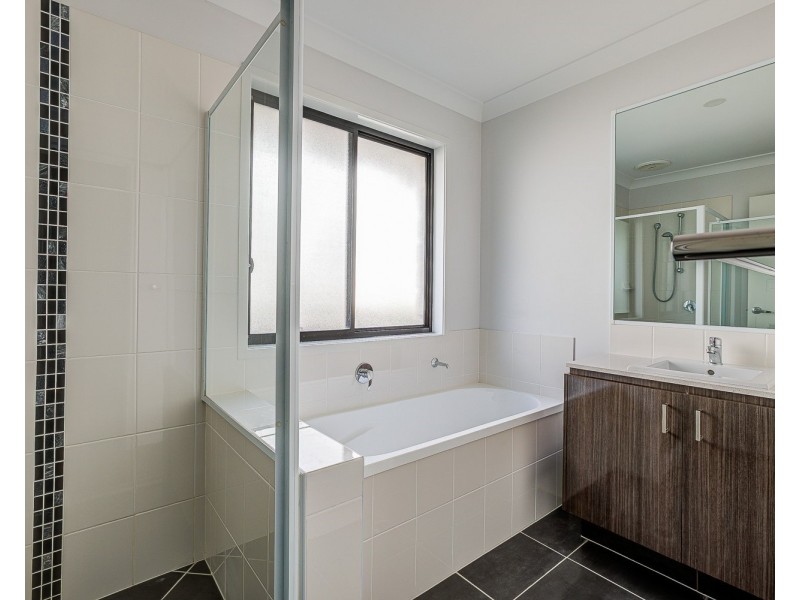 19 Greenwich Avenue, Pimpama QLD 4209