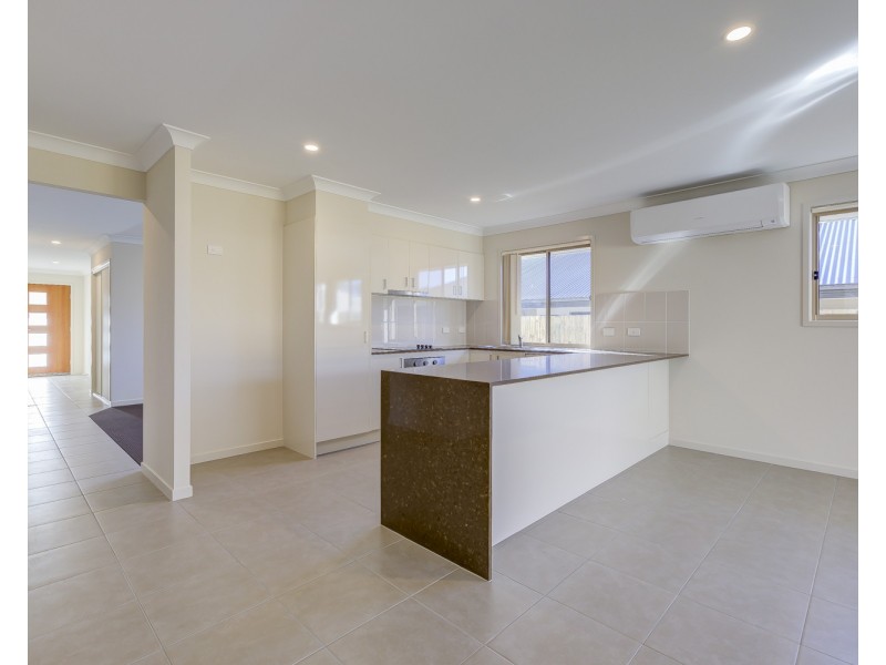 7 Gregor Crescent, Coomera QLD 4209