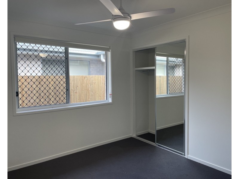 4 Drake Road, Logan Reserve QLD 4133