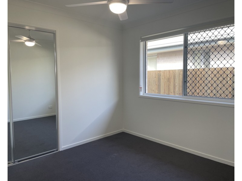 4 Drake Road, Logan Reserve QLD 4133