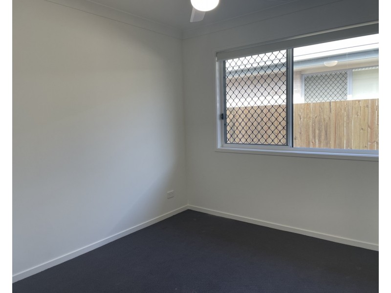 4 Drake Road, Logan Reserve QLD 4133