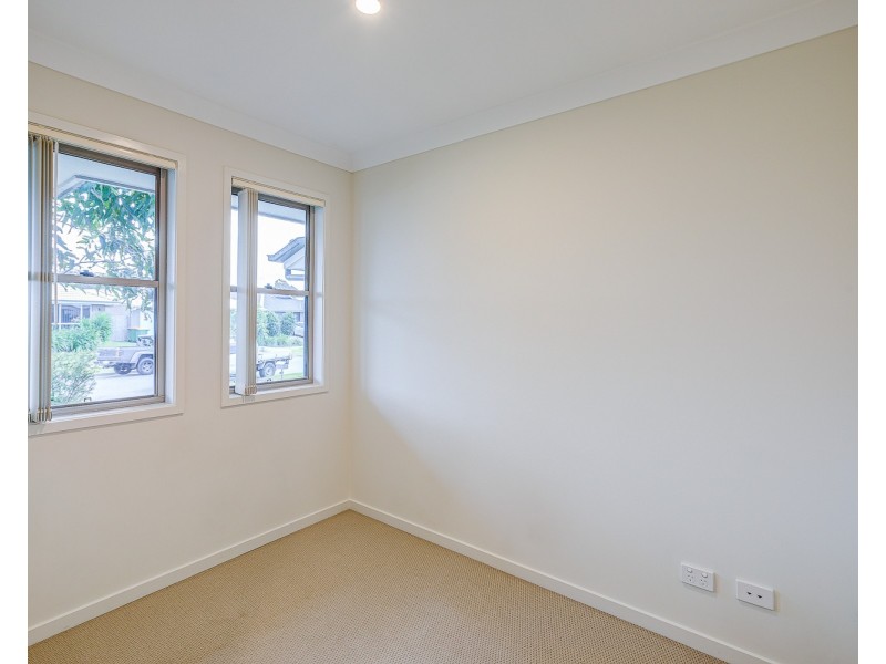 18 Laverton Street, Ormeau QLD 4208