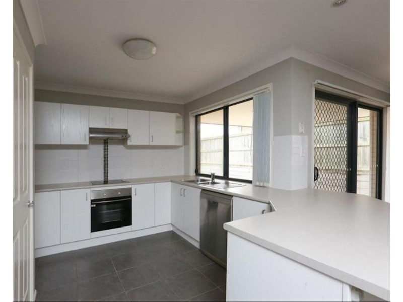 17 Gloucester Street, Waterford QLD 4133