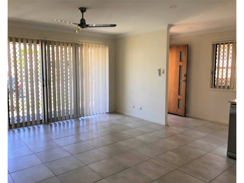 44 Milbrook Crescent, Pimpama QLD 4209