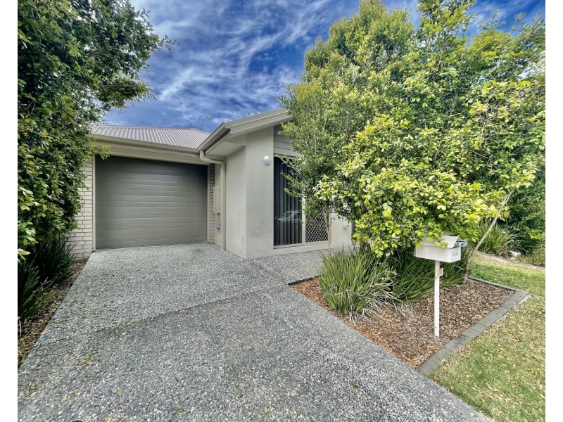 44 Milbrook Crescent, Pimpama QLD 4209