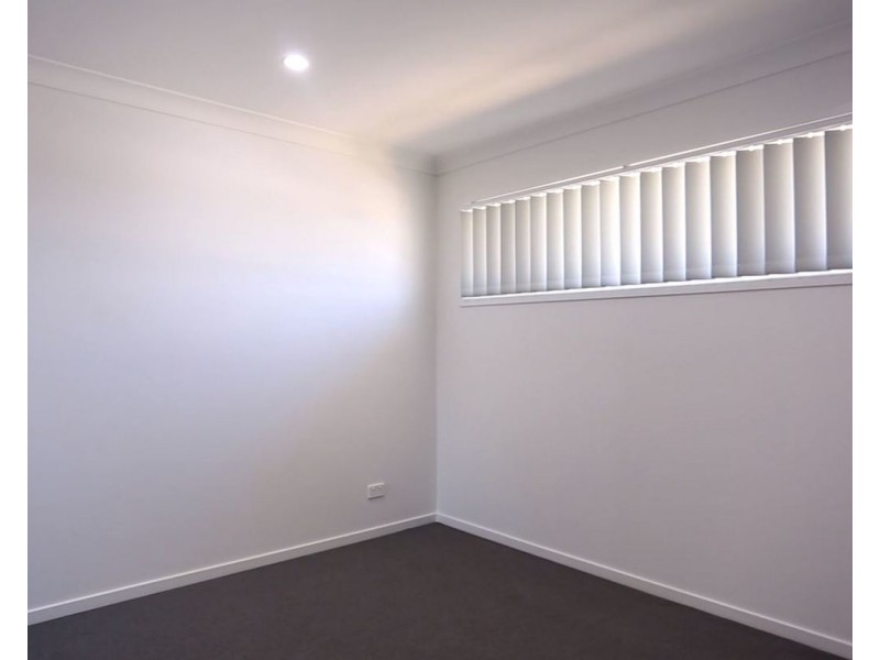 156 Dixon Drive, Pimpama QLD 4209