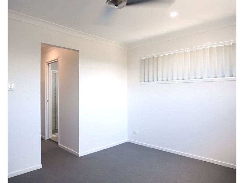 156 Dixon Drive, Pimpama QLD 4209