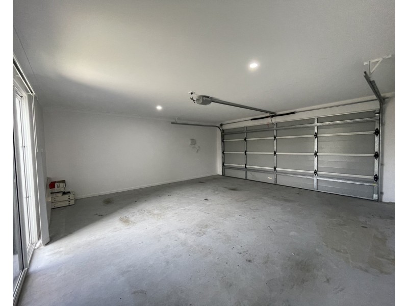 156 Dixon Drive, Pimpama QLD 4209