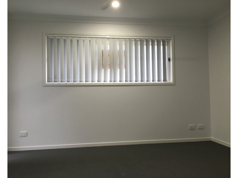 174 Dixon Drive, Pimpama QLD 4209