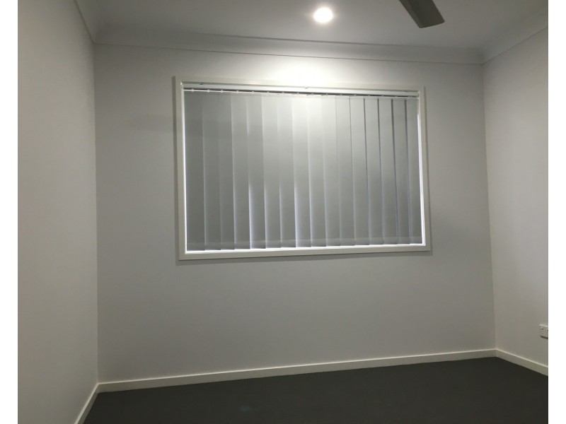 174 Dixon Drive, Pimpama QLD 4209