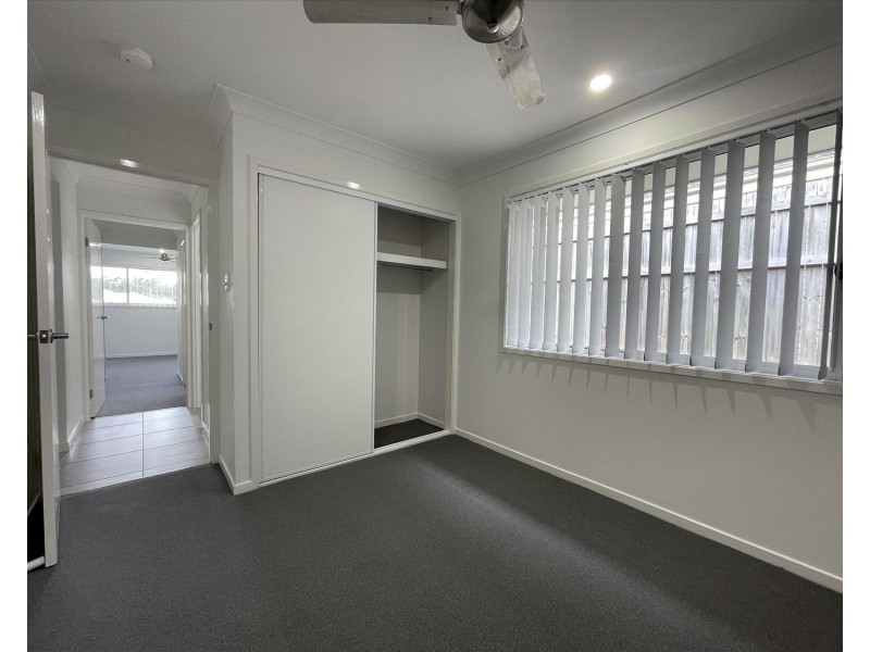 174 Dixon Drive, Pimpama QLD 4209