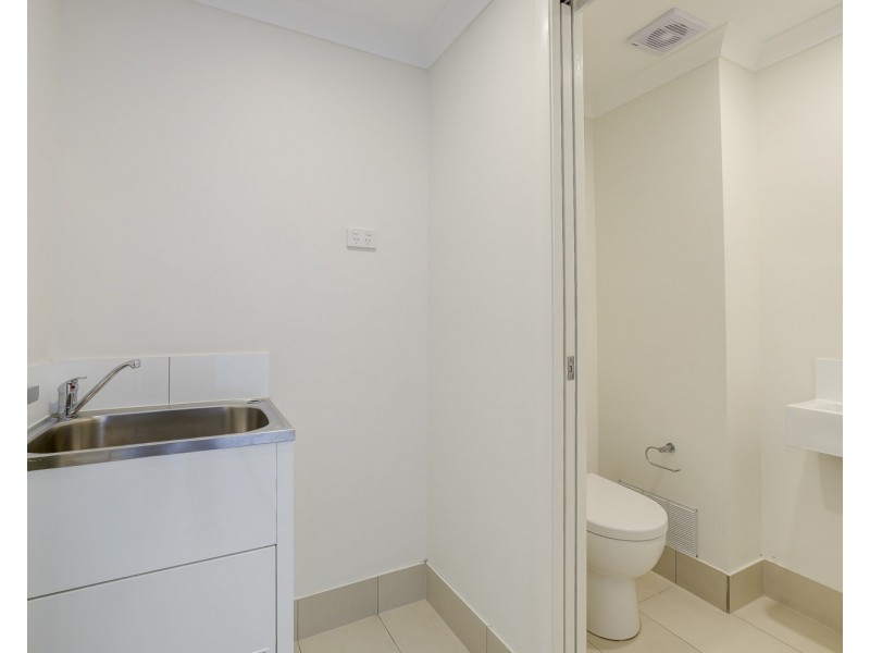 7 Mayfair Lane, Hope Island QLD 4212