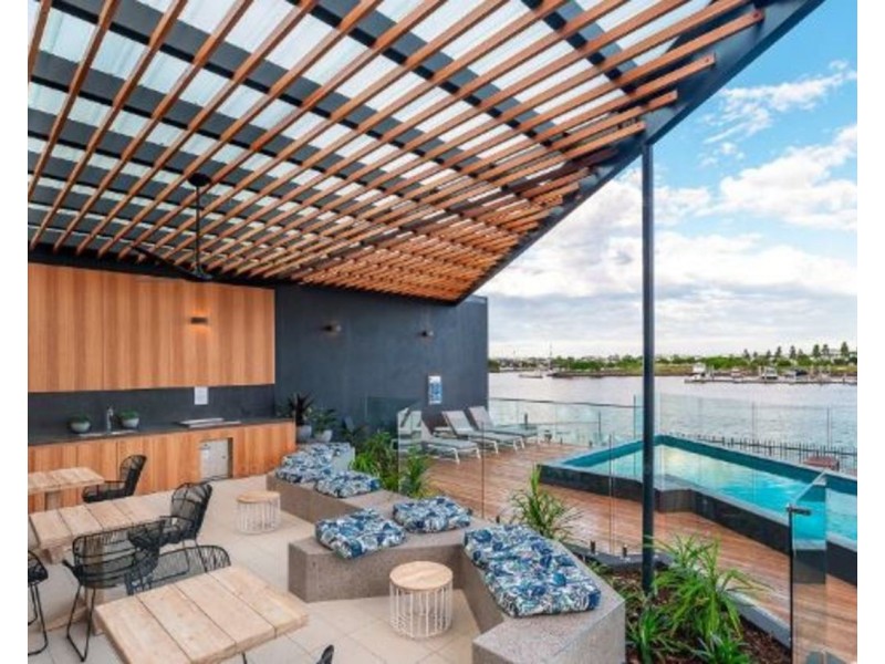 7 Mayfair Lane, Hope Island QLD 4212