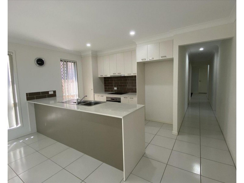 24 Killara Boulevard, Logan Reserve QLD 4133