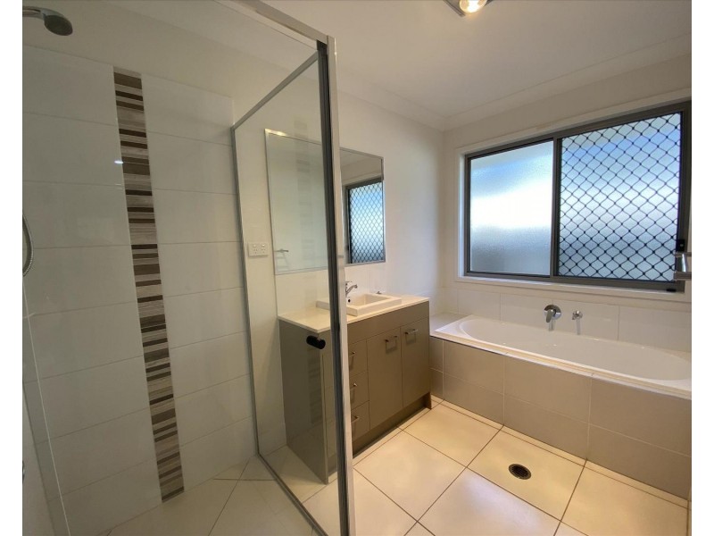 24 Killara Boulevard, Logan Reserve QLD 4133